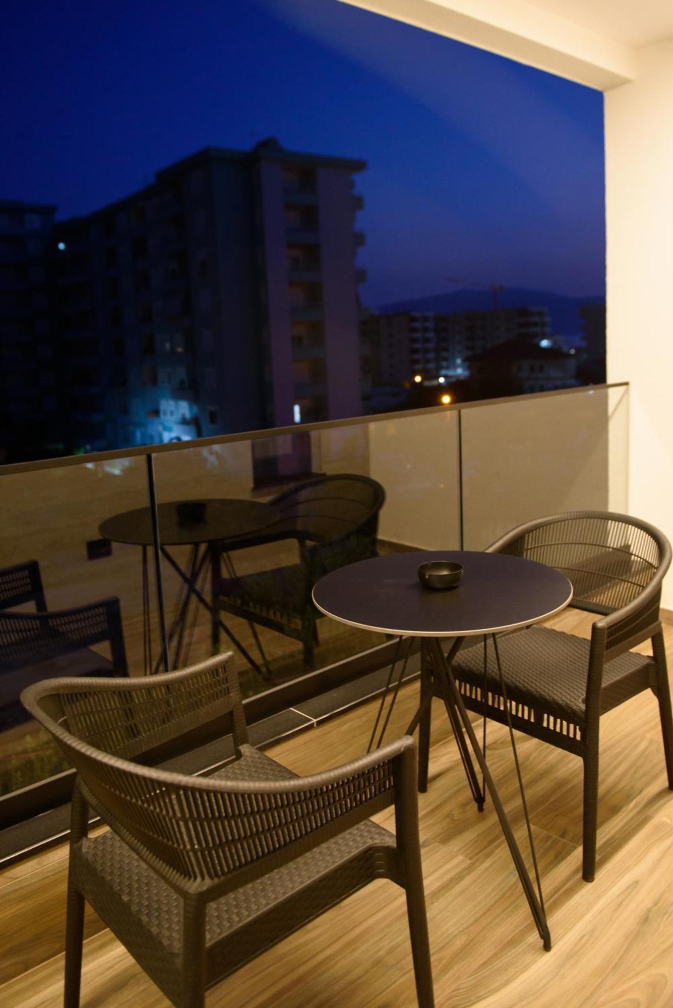Calma Boutique Hotel Vlorë Εξωτερικό φωτογραφία