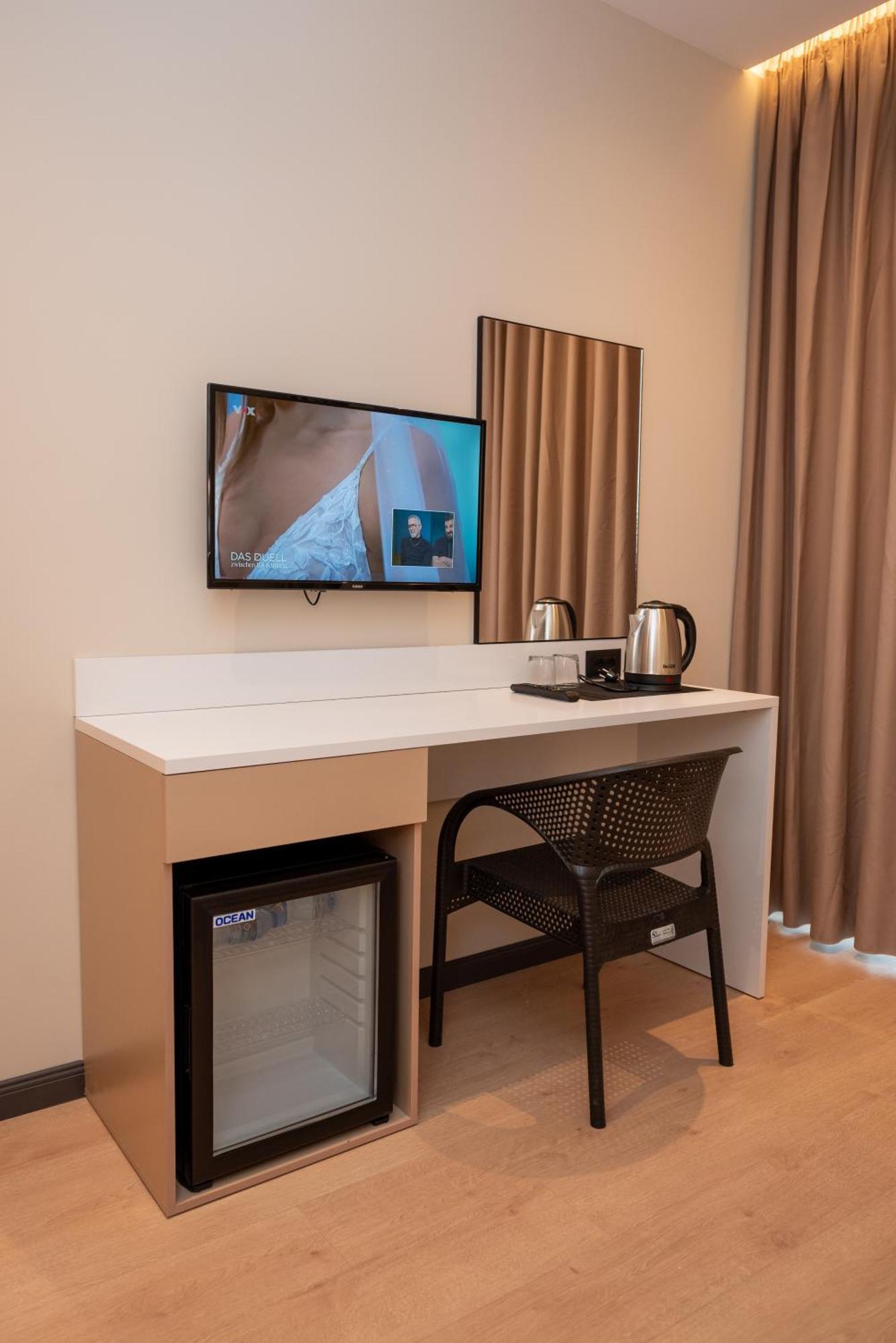 Calma Boutique Hotel Vlorë Εξωτερικό φωτογραφία