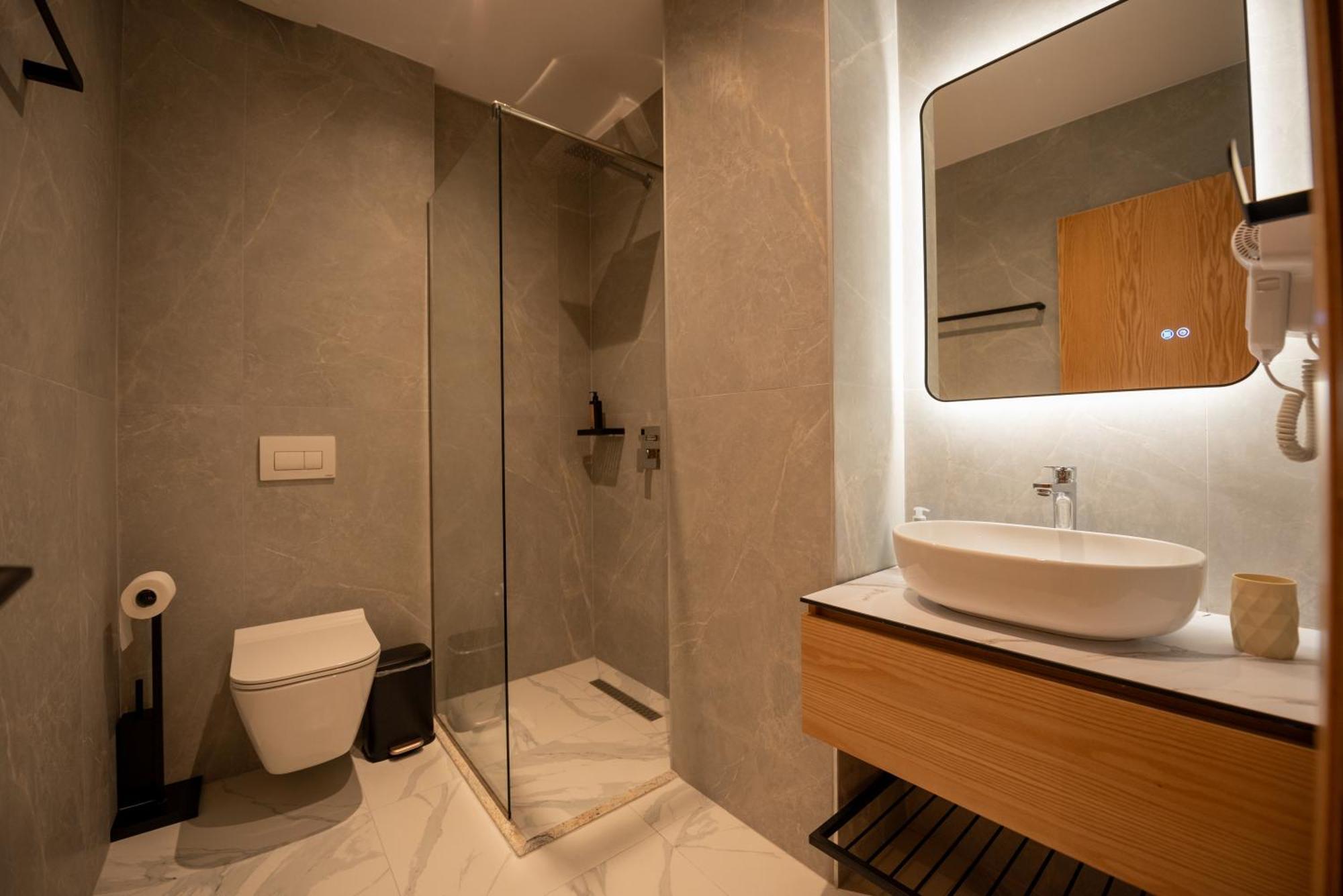 Calma Boutique Hotel Vlorë Εξωτερικό φωτογραφία