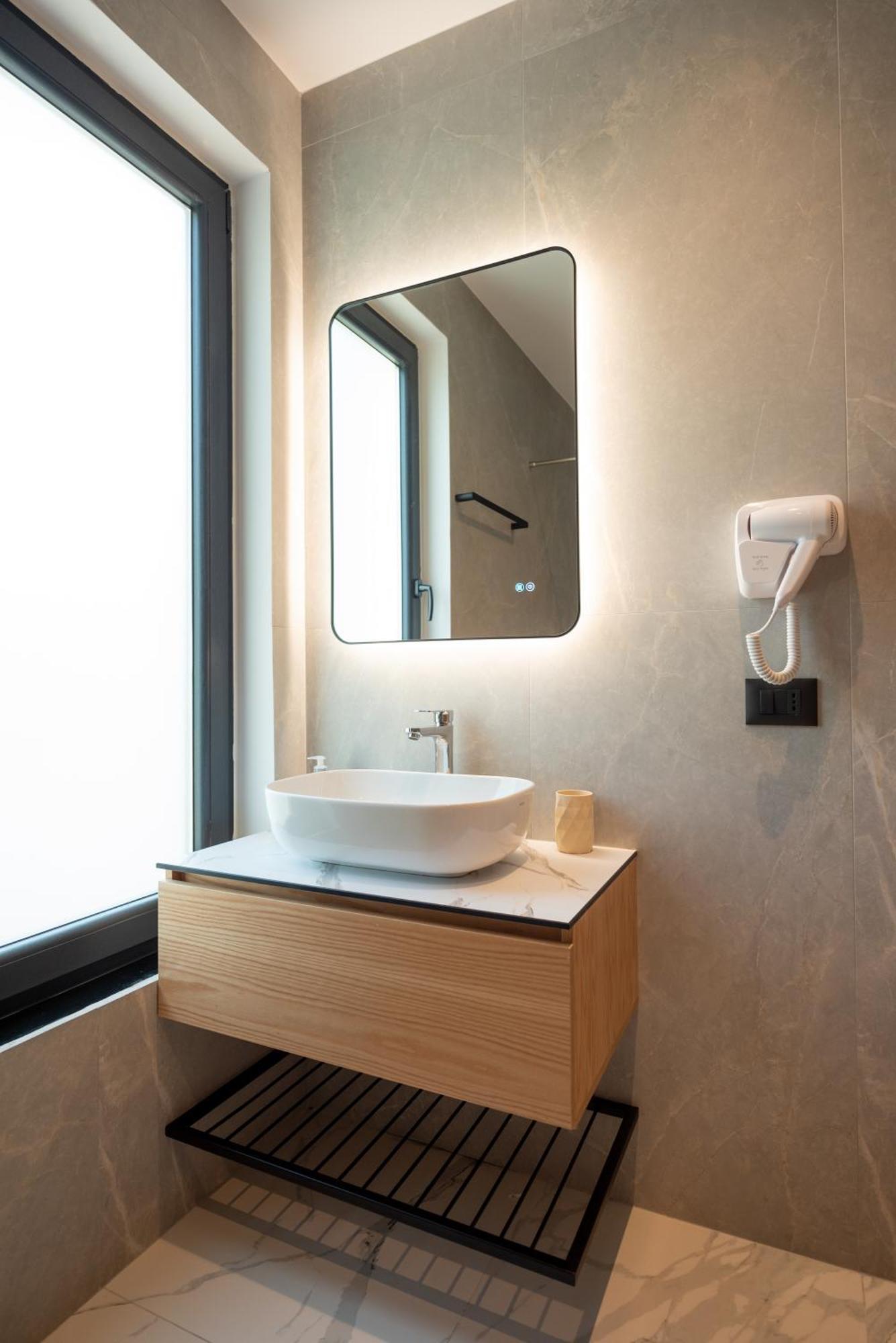 Calma Boutique Hotel Vlorë Εξωτερικό φωτογραφία
